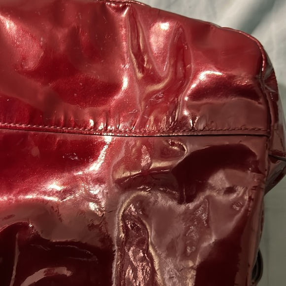 Patent Leather red used coach bag some wear scratches.Still nice,pouches in it. - Picture 13 of 16